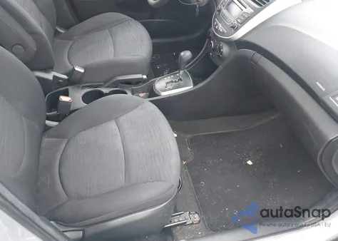 2016 Hyundai Accent Se z USA, uszkodzony, nr VIN KMHCT5AE2GU281129